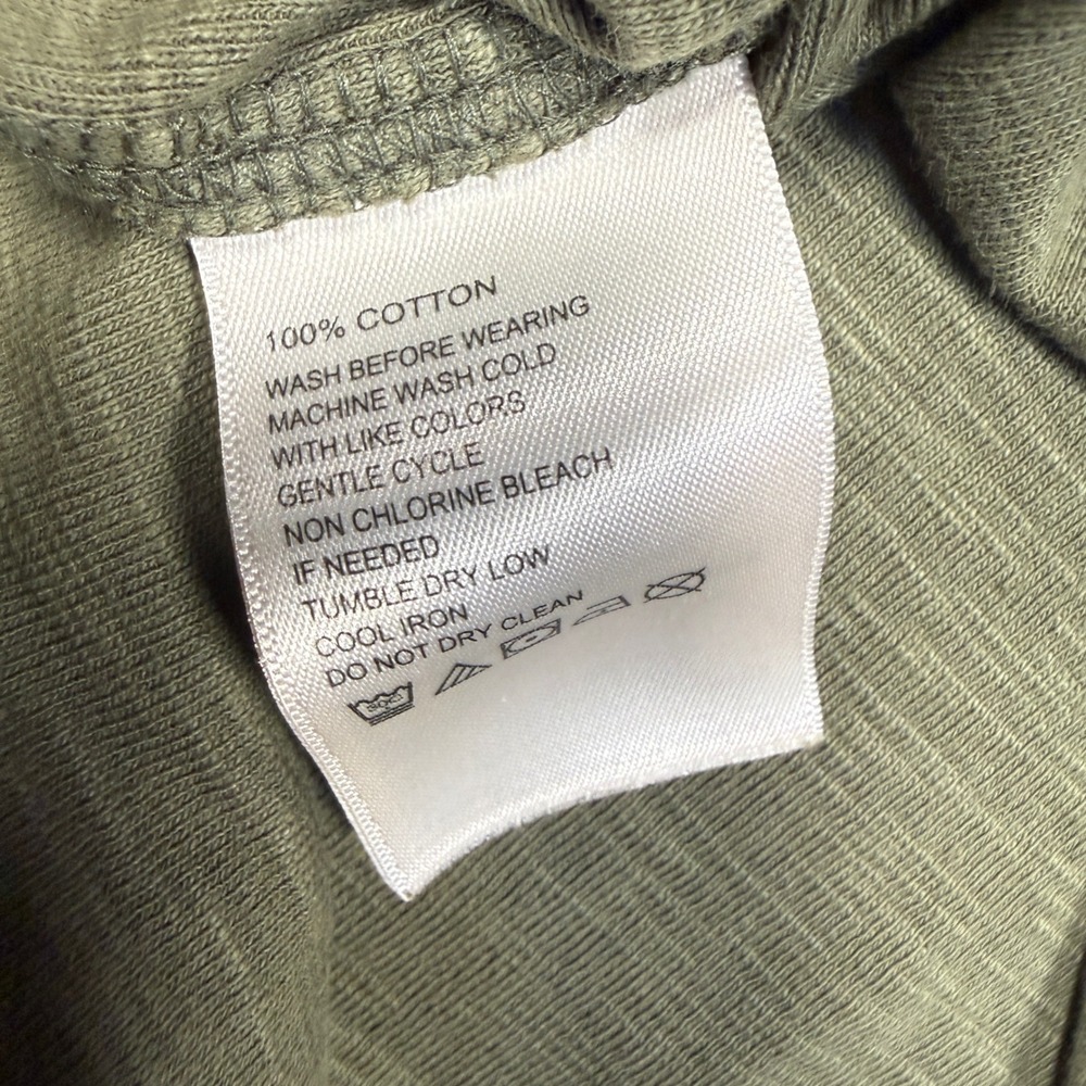 Tommy Bahama Top Womens XS Olive Green Slub Knit Curved Hem Casual Basic NWOT - Picture 4 of 6